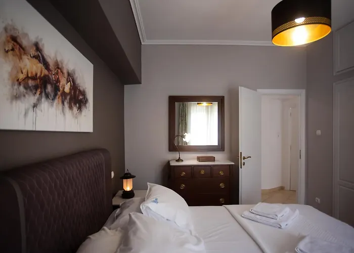 Socrates By Heloni Apartments