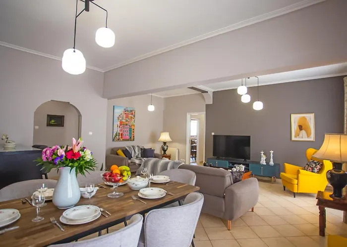 Socrates By Heloni Apartments